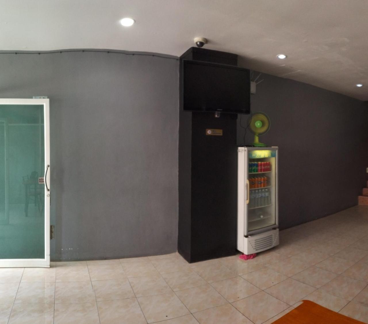 Desire Hotel 2*